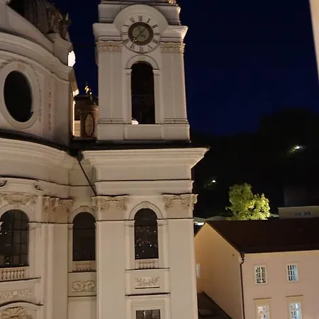 At Mozart-geburtshaus Salzburg