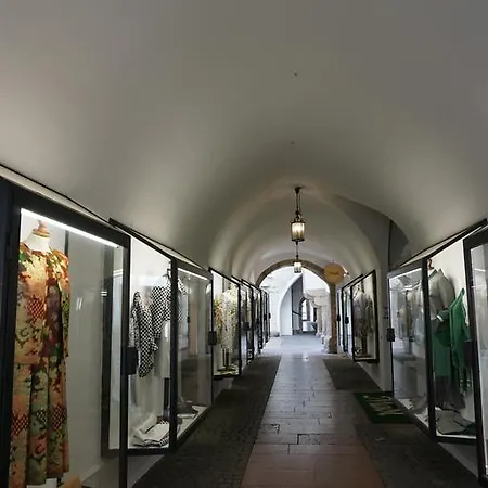 At Mozart-geburtshaus Apartment